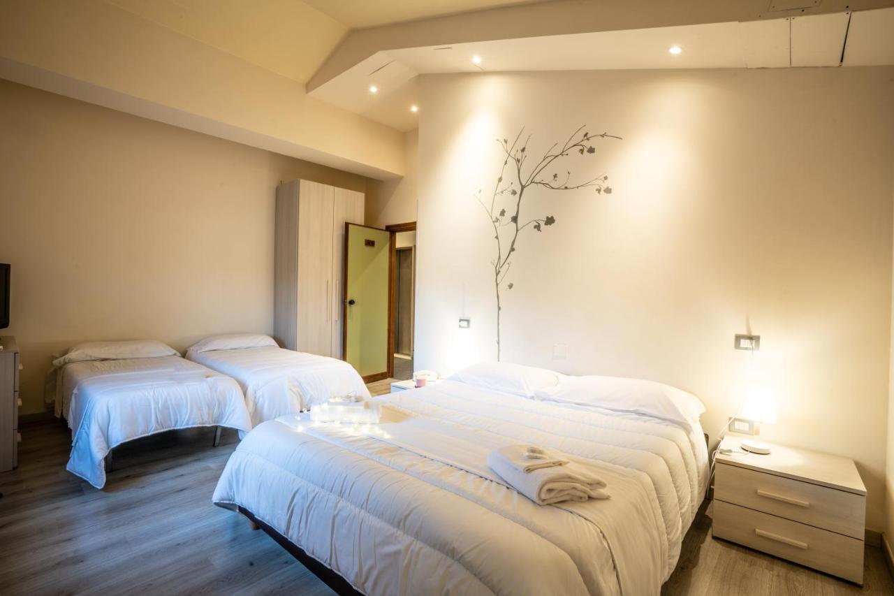 Le Grazie Hotel Assise Extérieur photo