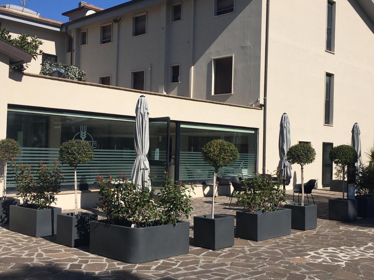 Le Grazie Hotel Assise Extérieur photo