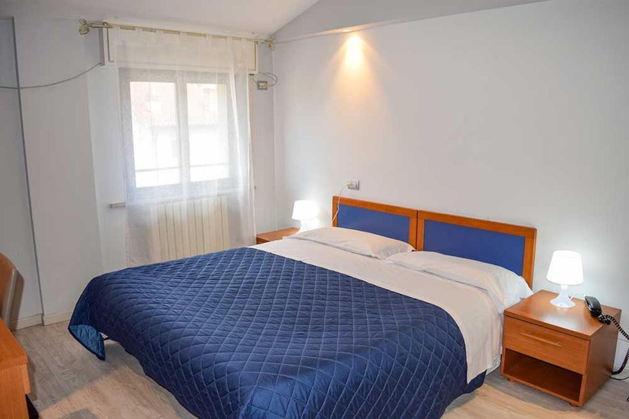 Le Grazie Hotel Assise Extérieur photo