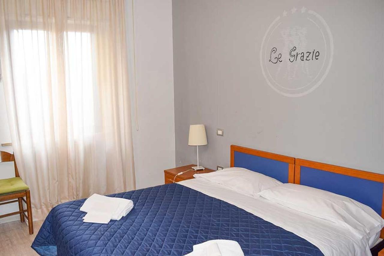 Le Grazie Hotel Assise Extérieur photo